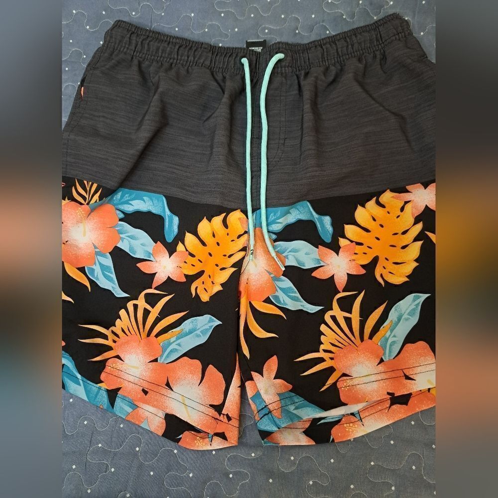 Ocean Current swim trunks size medium